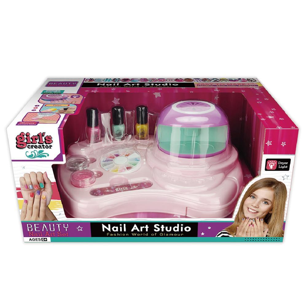 Nail Art Studio